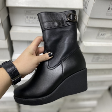 Ботинки женские №515 - Днепропетровская обувная фабрика POLI, Украина